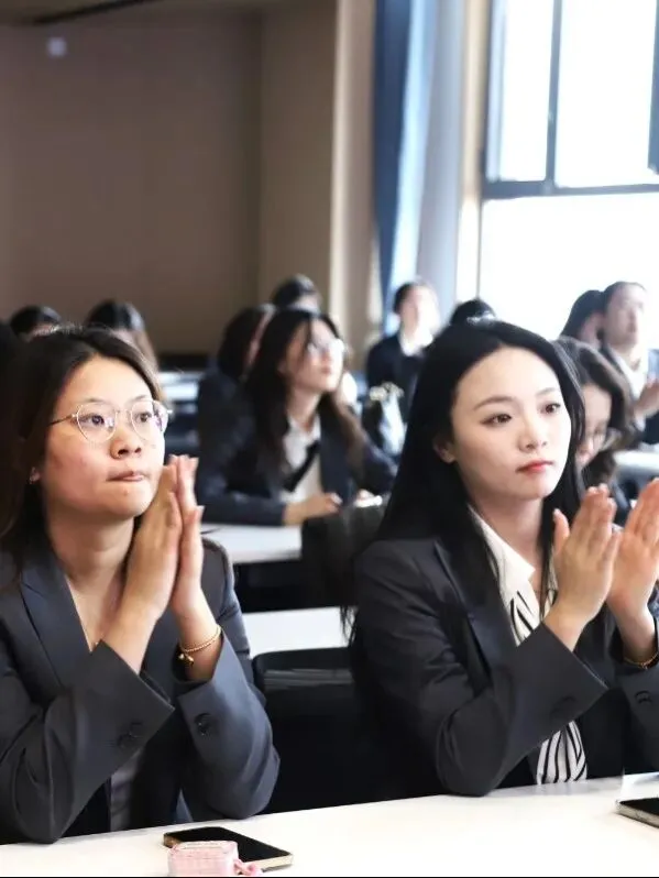 教研教学 | 初中部举办优秀试卷设计专题培训讲座 第14张