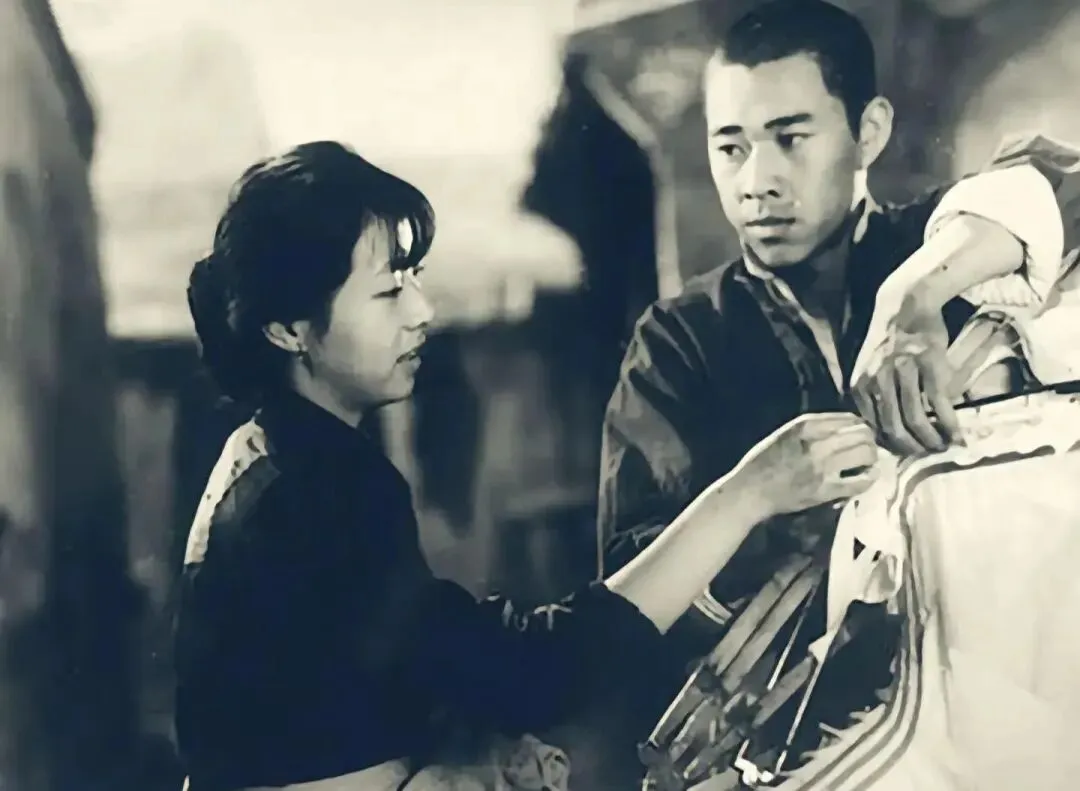 《骆驼祥子》中考年年考!这40道真题(含答案)背完,考试直接拿满分 第2张