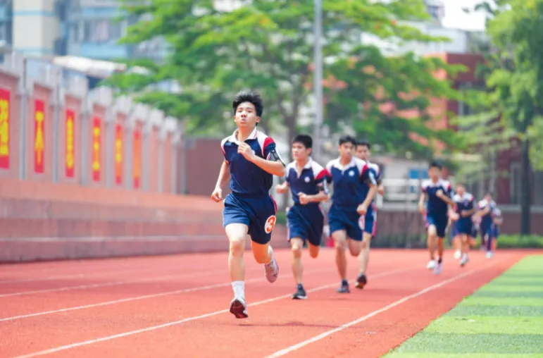 多地中考体育提至100分, 与语数外同分! 体育“上位”时代, 家长如何接招? 第11张