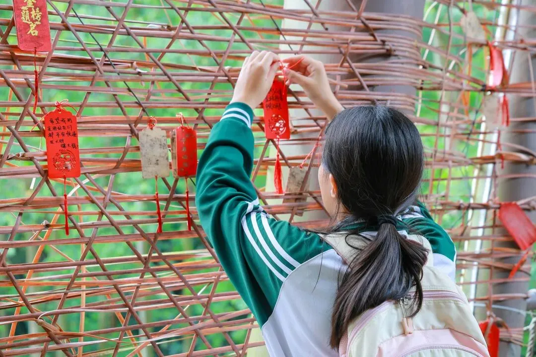 马到成功,中考必胜——广州市白云区东平学校2026年百日誓师实践教育活动精彩回顾 第90张 马到成功,中考必胜——广州市白云区东平学校2026年百日誓师实践教育活动精彩回顾 第90张