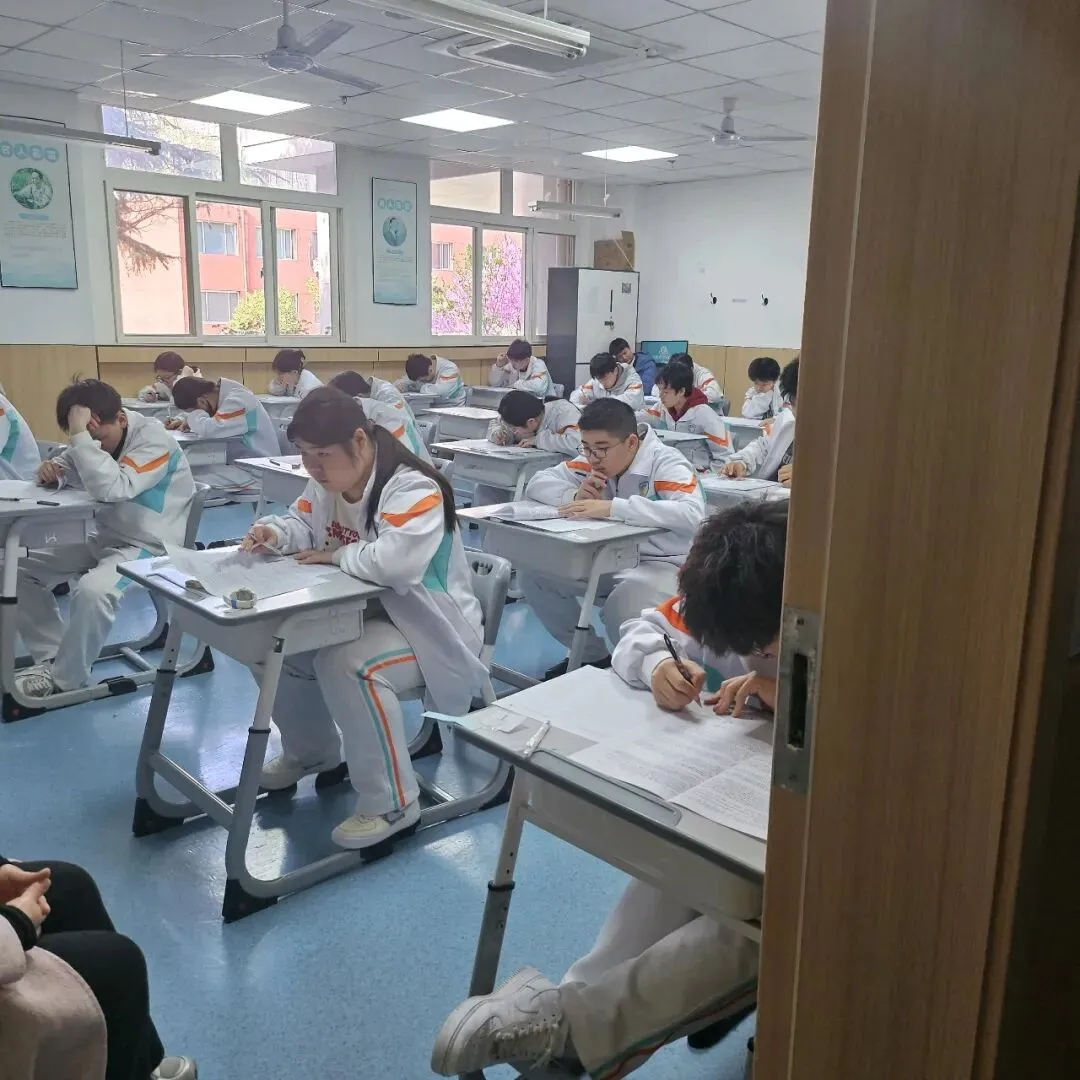 中考未上线,职高学籍,在西安新希望综合高中读高中班,被陕师大录取,成为逆袭之王!招办:13186175082张校长! 第1张 中考未上线,职高学籍,在西安新希望综合高中读高中班,被陕师大录取,成为逆袭之王!招办:13186175082张校长! 第1张