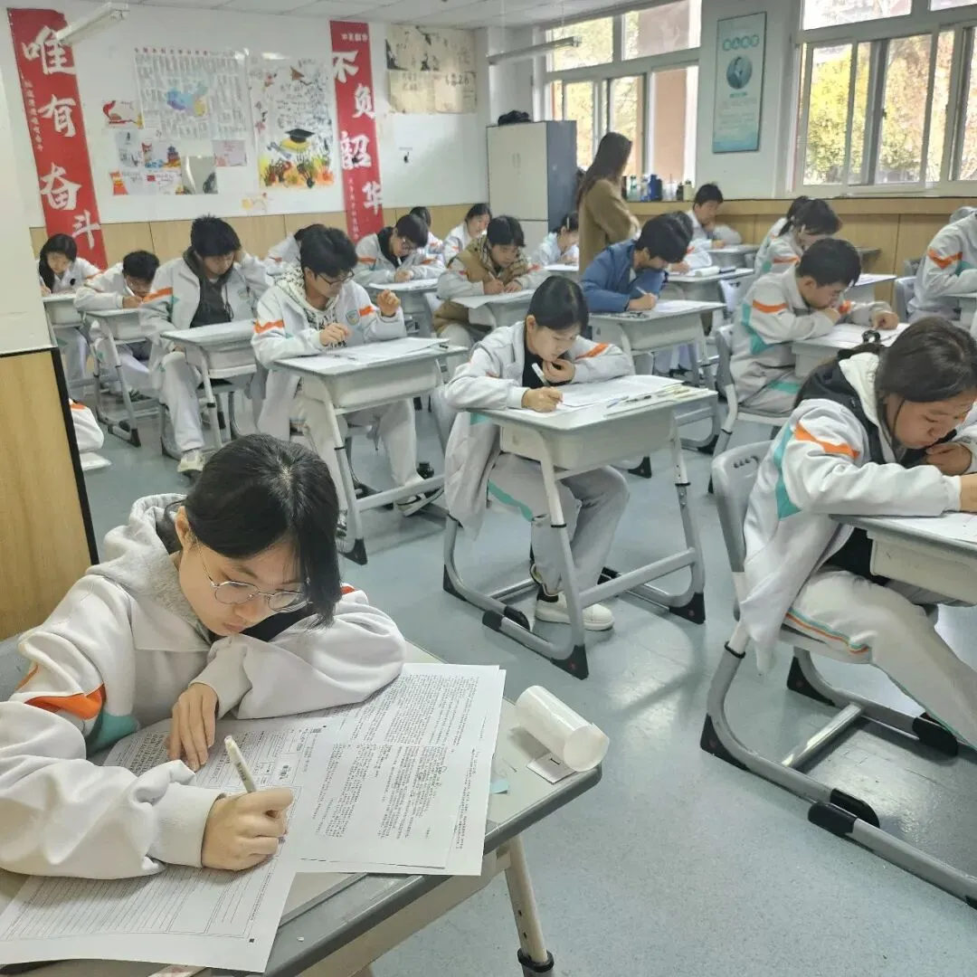 中考未上线,职高学籍,在西安新希望综合高中读高中班,被陕师大录取,成为逆袭之王!招办:13186175082张校长! 第4张 中考未上线,职高学籍,在西安新希望综合高中读高中班,被陕师大录取,成为逆袭之王!招办:13186175082张校长! 第4张