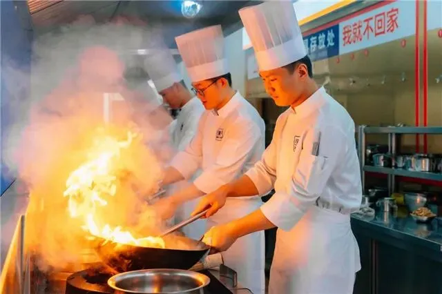 对中考心里没底?别慌,技能黄金路已经为你铺好! 第13张