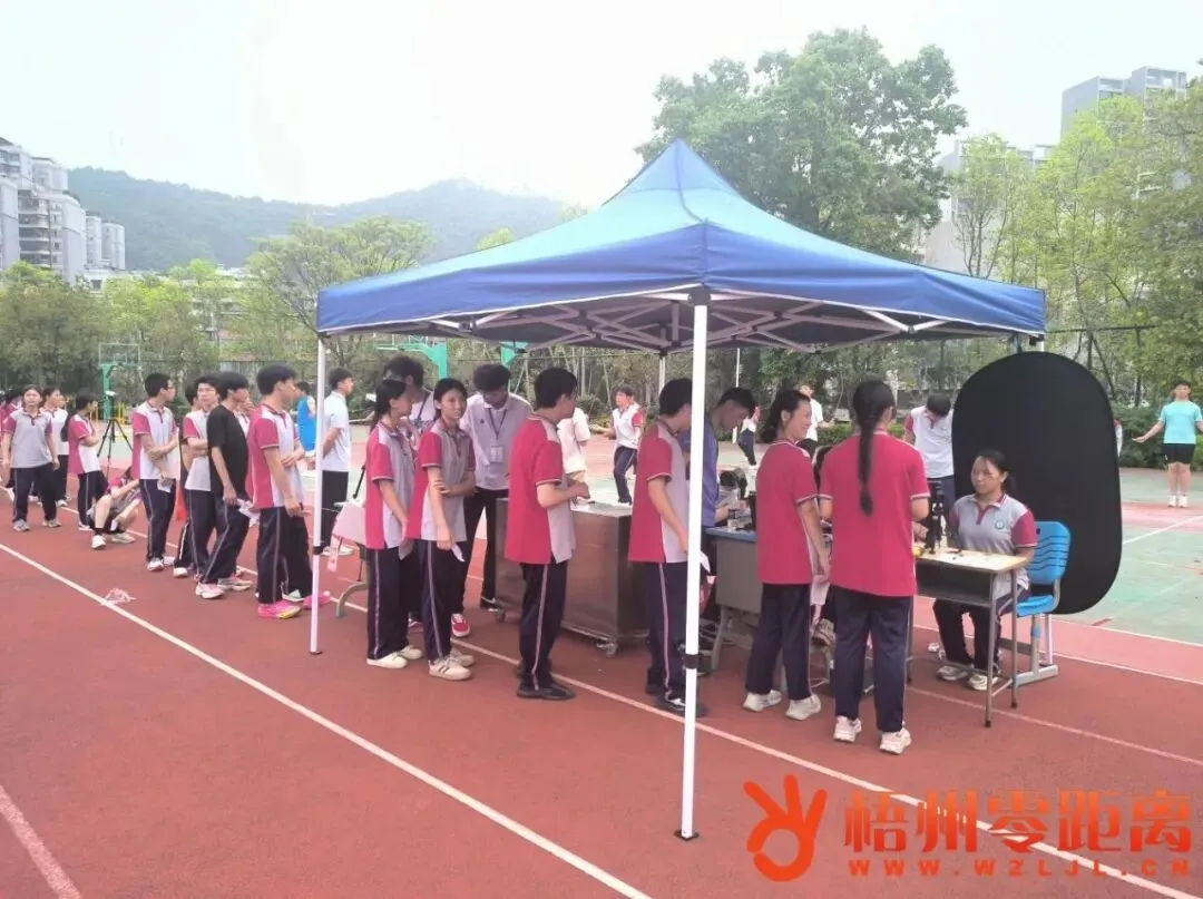 约1.3万名考生迎考!梧州市本级体育中考今日开考 第4张