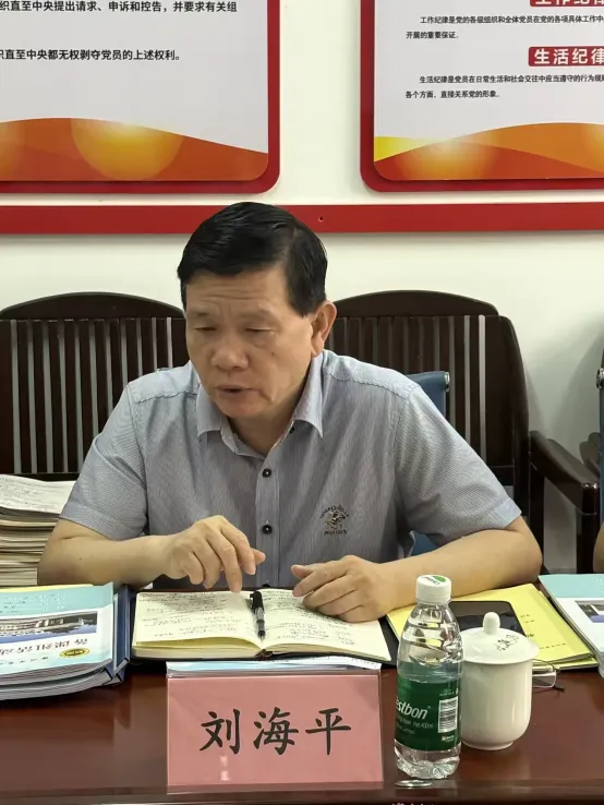 精准视导促提升,凝心聚力备中考——儋州市教培院中考备考指导专家莅临儋州市第四中学开展视导工作活动纪实 第7张 精准视导促提升,凝心聚力备中考——儋州市教培院中考备考指导专家莅临儋州市第四中学开展视导工作活动纪实 第7张