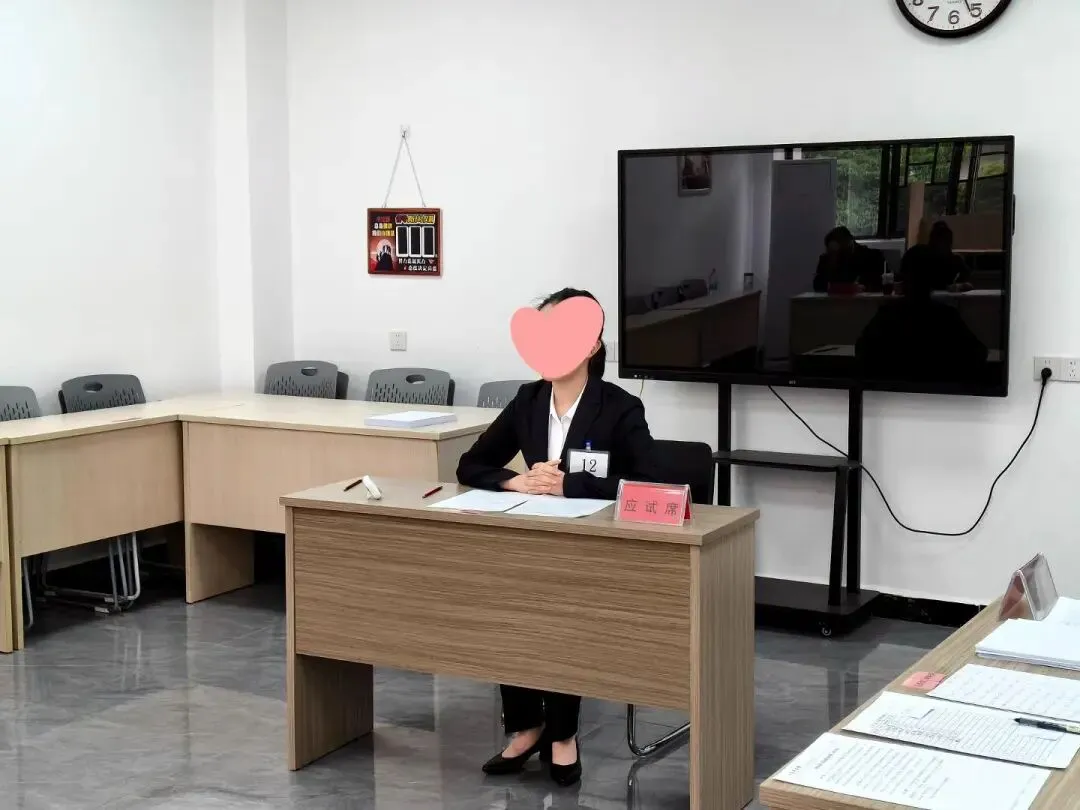 面试考前第二天:政卿高仿真模考助力学子决胜考场! 第3张