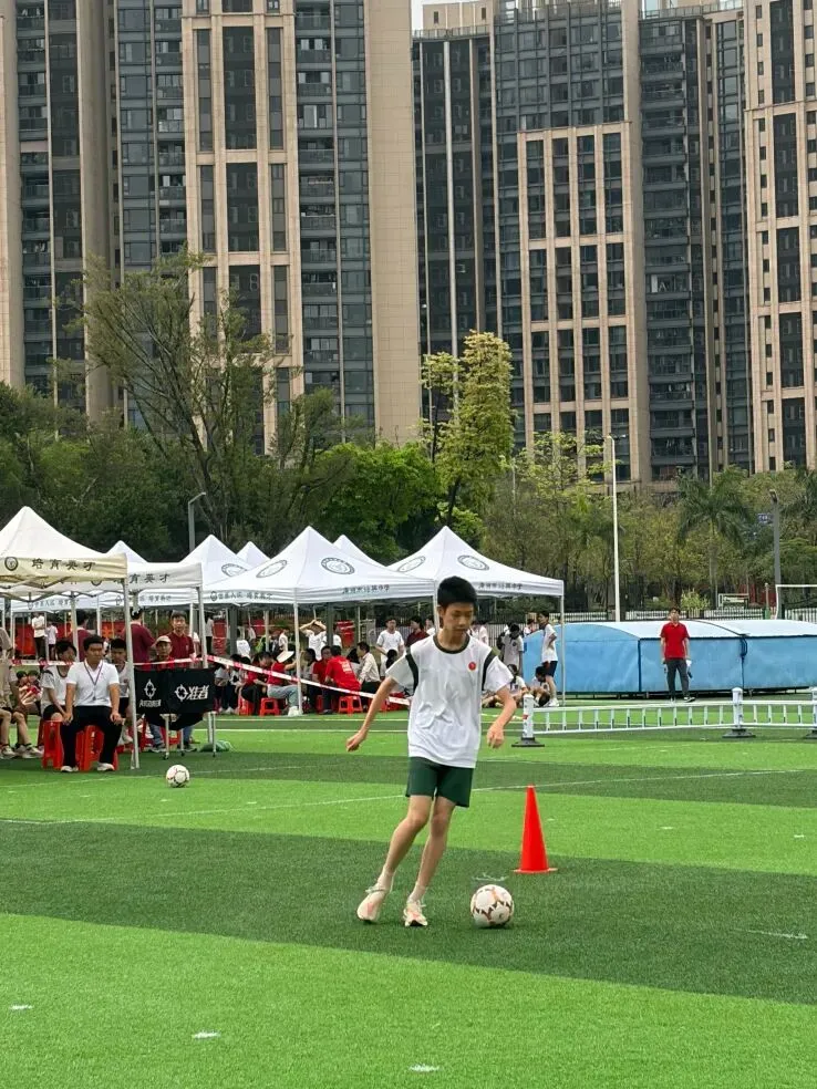 超10万人选择足球和一分钟跳绳,广州中考体育考试今天开考,今年新增扣分要求 第5张