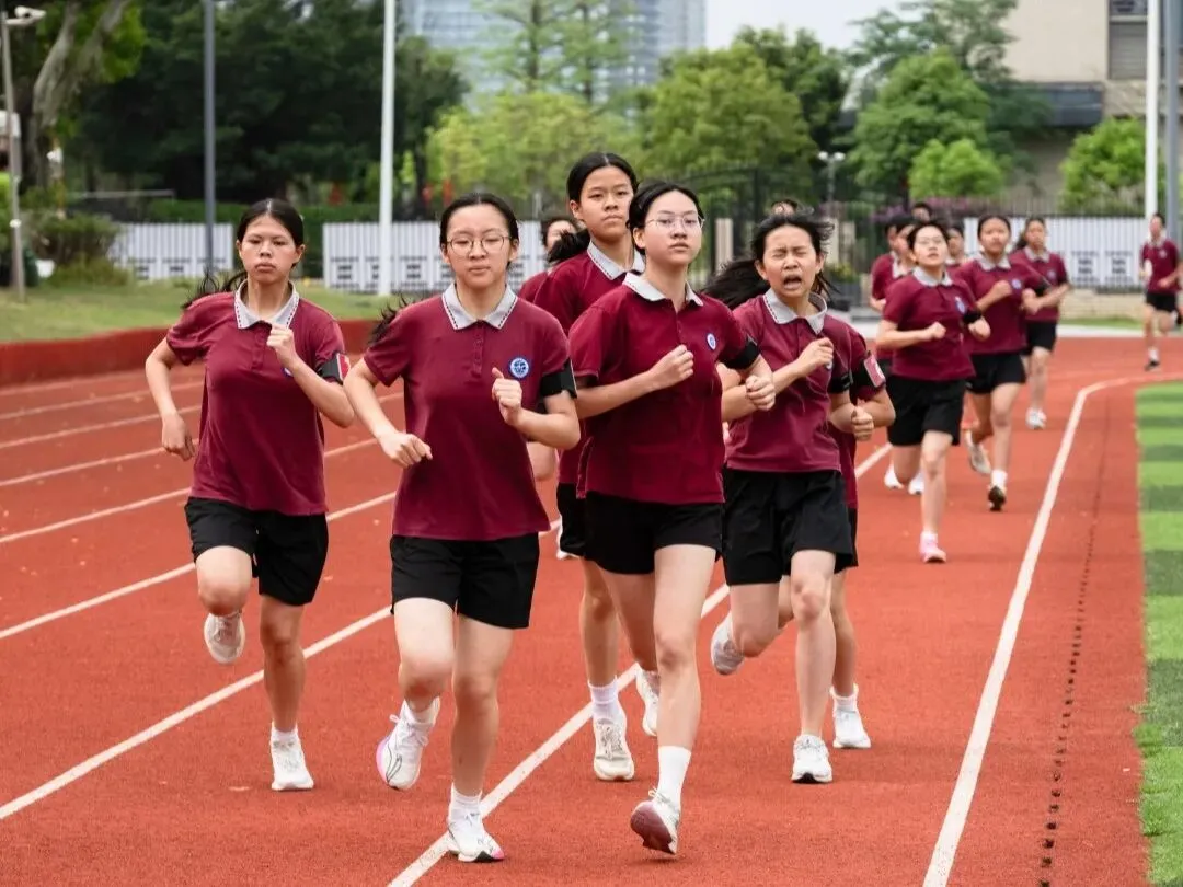 “燃”动赛场!直击2026广州中考体育首日:“三小球”火热出圈,AI全程护航 第4张