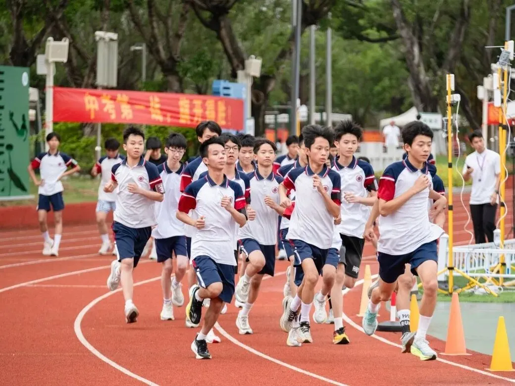 “燃”动赛场!直击2026广州中考体育首日:“三小球”火热出圈,AI全程护航 第5张