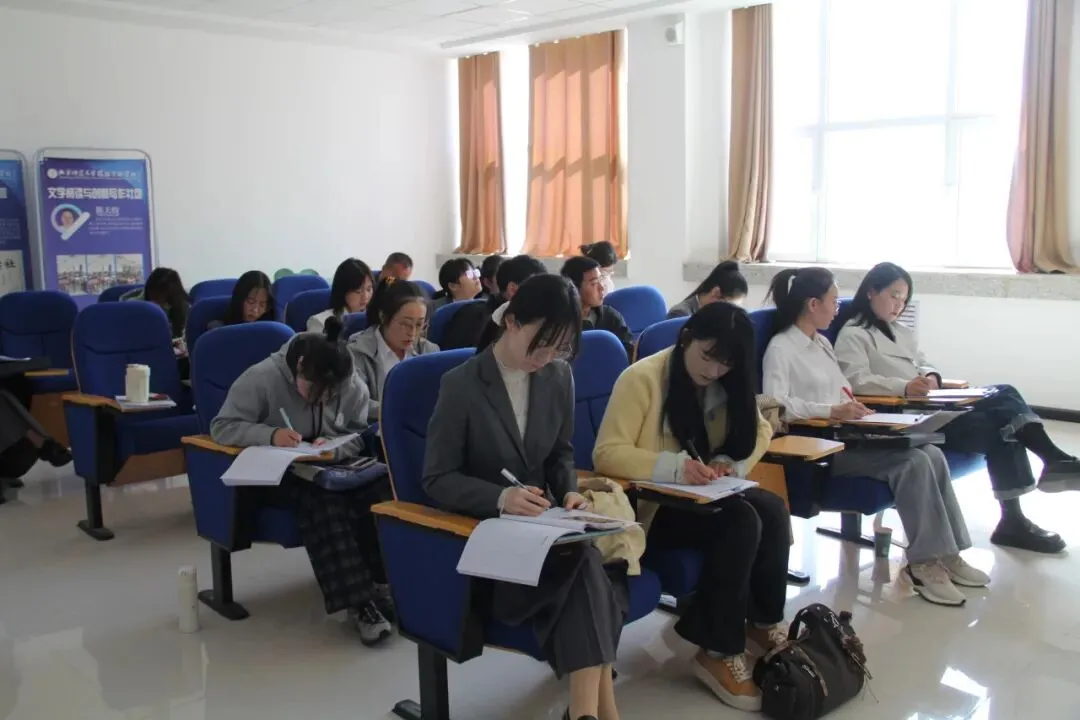 精析试卷·巧评优教|横山区第八教共体试卷讲评活动纪实 第16张 精析试卷·巧评优教|横山区第八教共体试卷讲评活动纪实 第16张