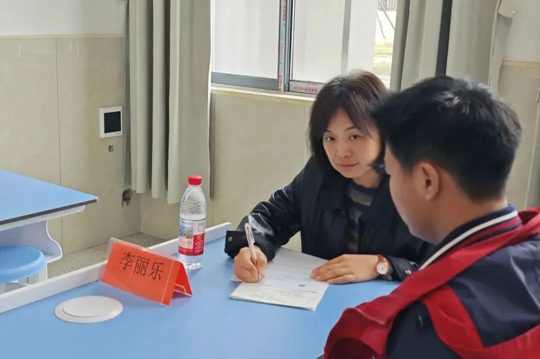 【化解中考焦虑,压力秒变提分动力】——荆州南昕学校九年级心理讲座圆满举行 第26张