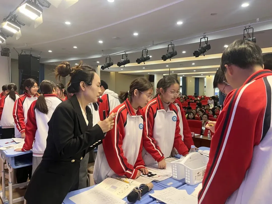 研思践悟“化学”路,同心护航“中考”梦 ——宜宾市初三化学集体备课活动在坤泰实验学校举行 第28张