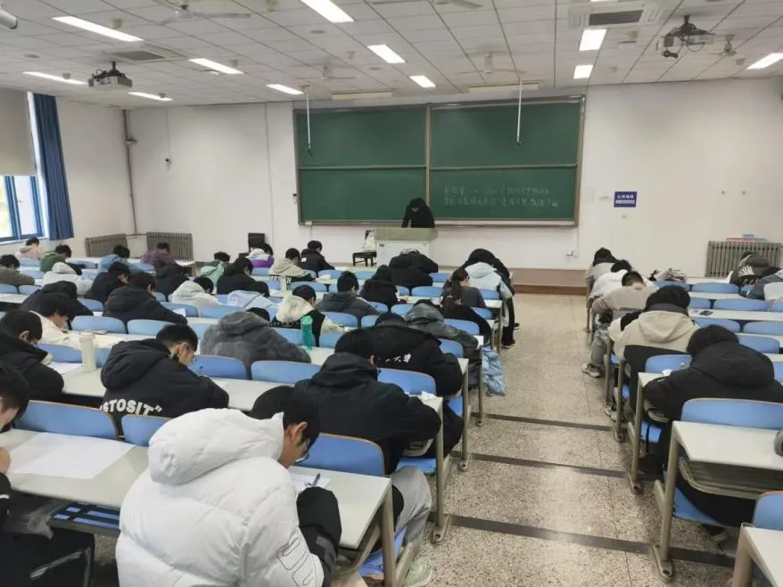 自动化学院高等数学模拟考试活动顺利举行 第3张