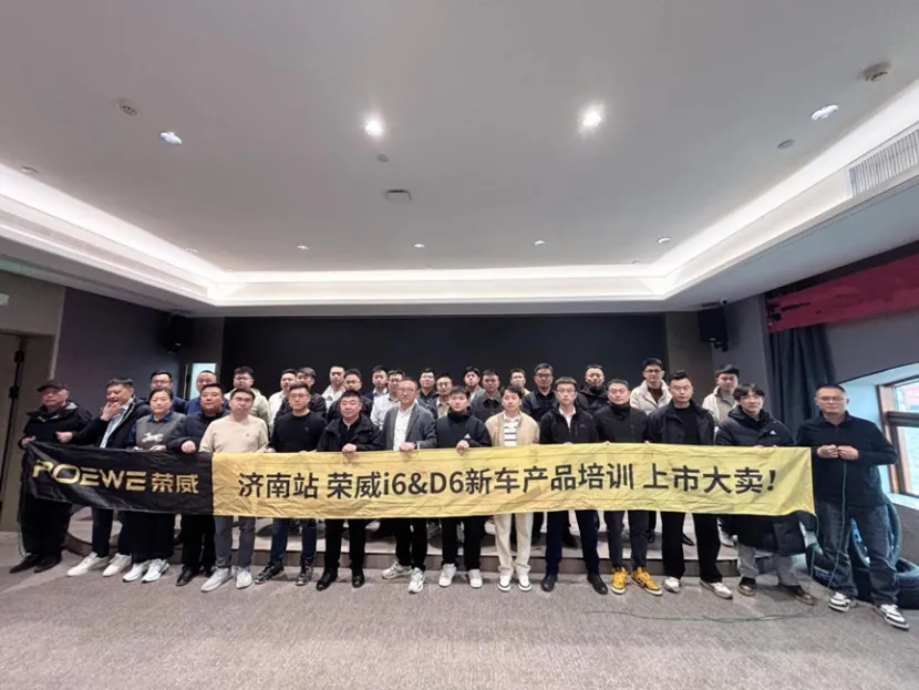 新职故事我来讲(62)从中考失利到全国销冠:张雨鑫的七年“慢”成长 第3张