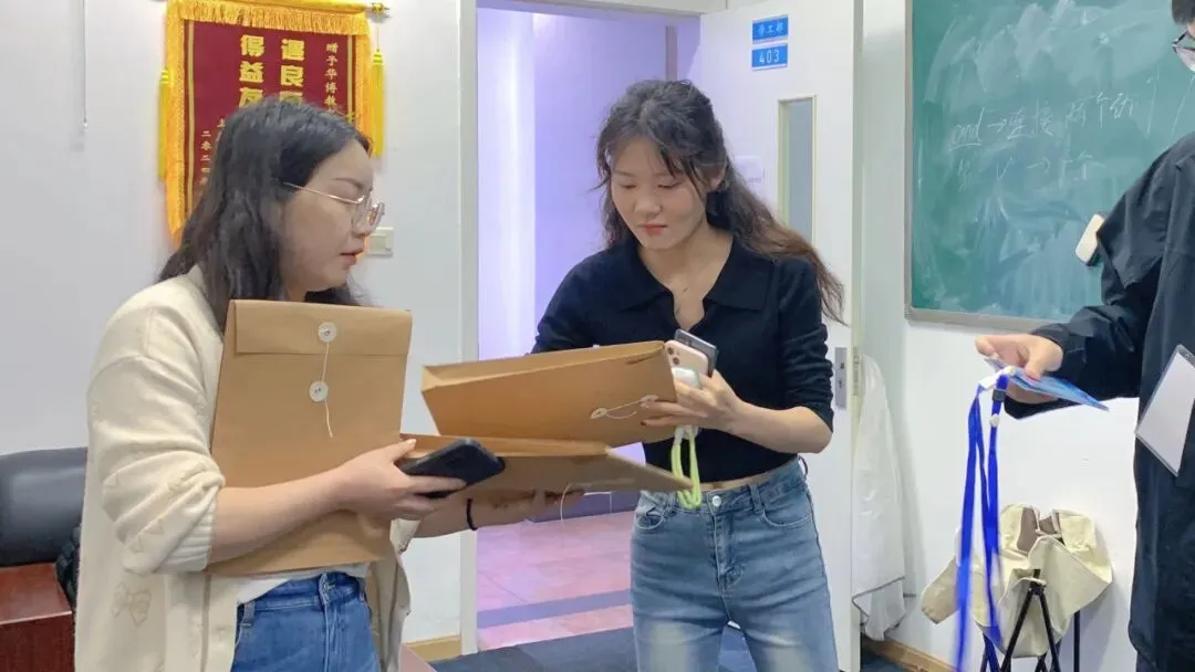 华博千人模考,学子圆梦本科|华博教育模拟大考顺利结束 第13张 华博千人模考,学子圆梦本科|华博教育模拟大考顺利结束 第13张