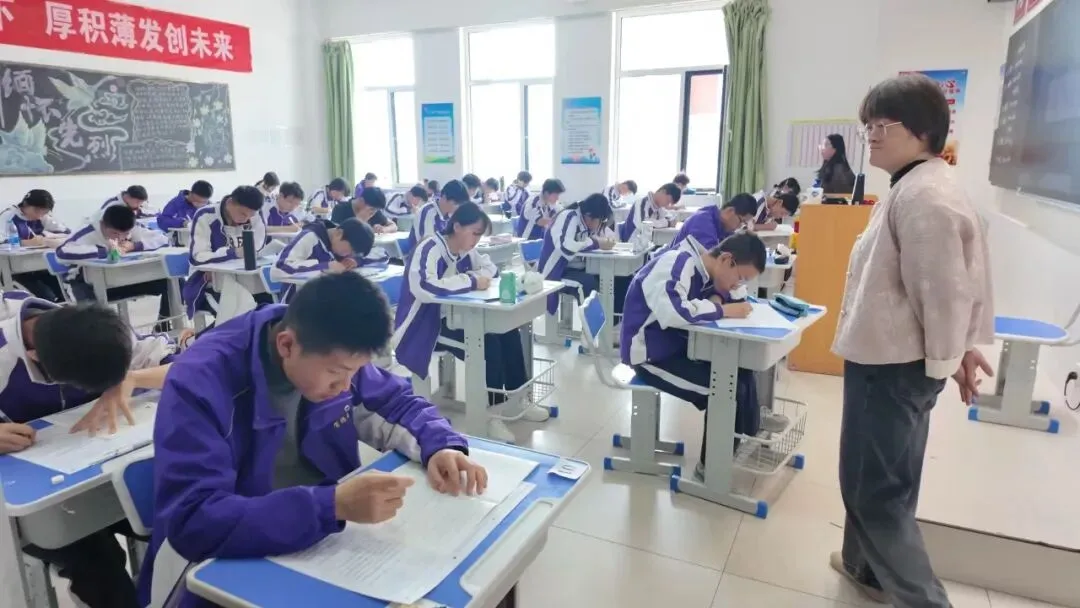 【贺阳·沐书香·中考一诊】以诊促学 全力以赴|兰州新区贺阳学校初三年级市一诊考试进行中 第3张