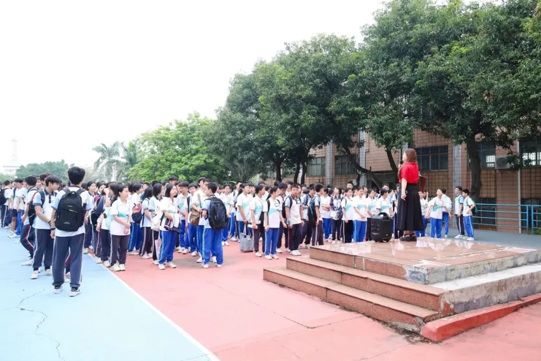 策马扬鞭战中考,奋楫笃行赴山海——金本中学初三级中考誓师研学活动 第14张