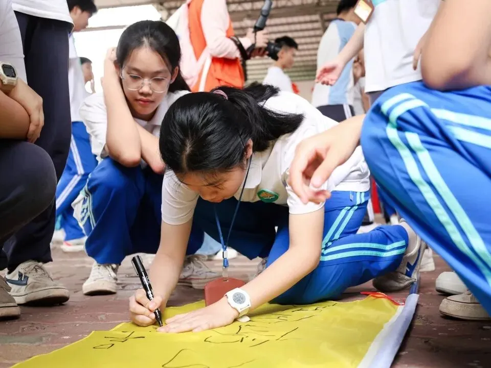 策马扬鞭战中考,奋楫笃行赴山海——金本中学初三级中考誓师研学活动 第26张