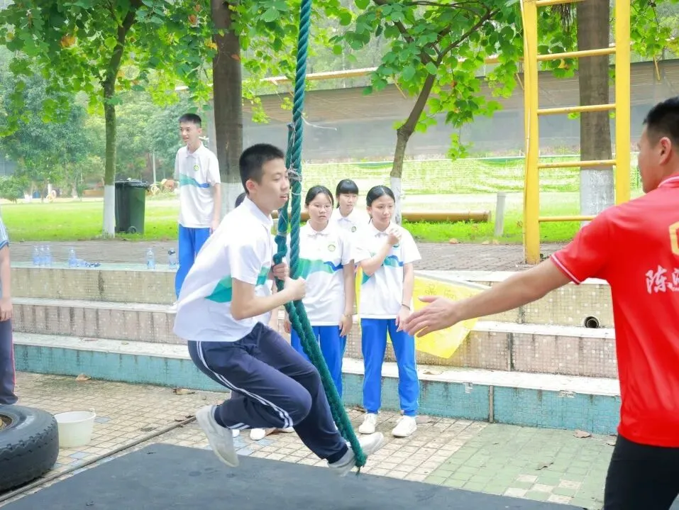 策马扬鞭战中考,奋楫笃行赴山海——金本中学初三级中考誓师研学活动 第49张