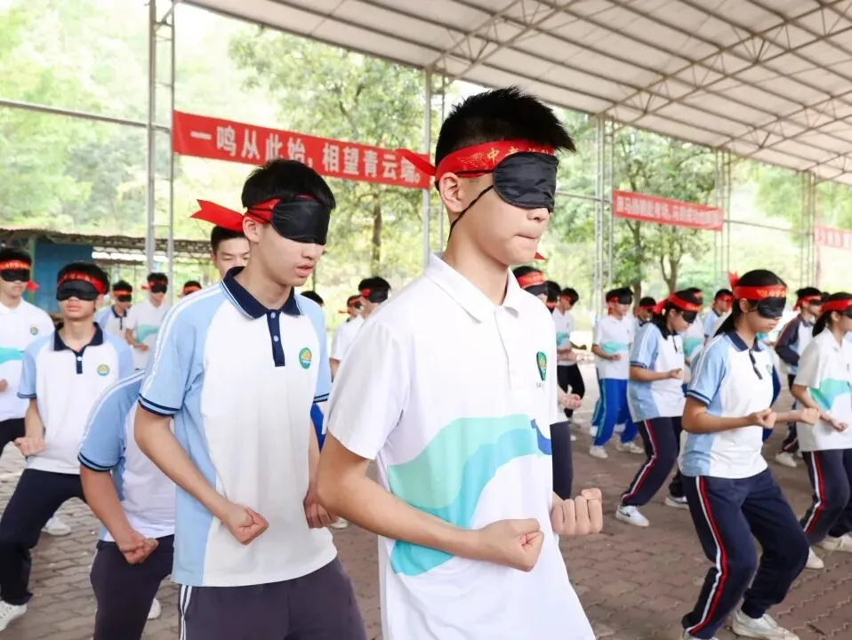 策马扬鞭战中考,奋楫笃行赴山海——金本中学初三级中考誓师研学活动 第102张