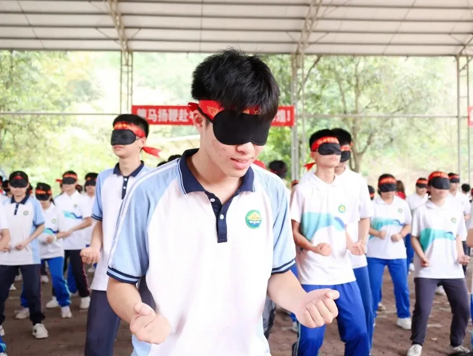 策马扬鞭战中考,奋楫笃行赴山海——金本中学初三级中考誓师研学活动 第109张