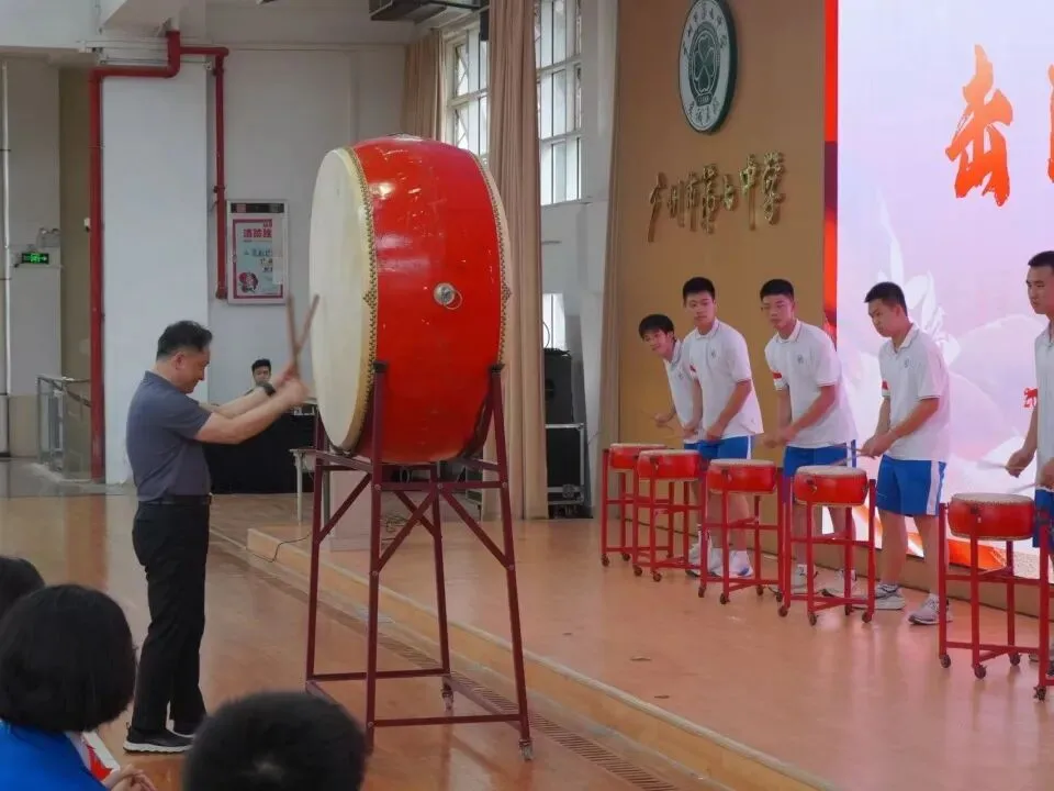 中考磨剑心愈壮,七中英才梦飞扬 | 2026届中考动员会 第17张 中考磨剑心愈壮,七中英才梦飞扬 | 2026届中考动员会 第17张