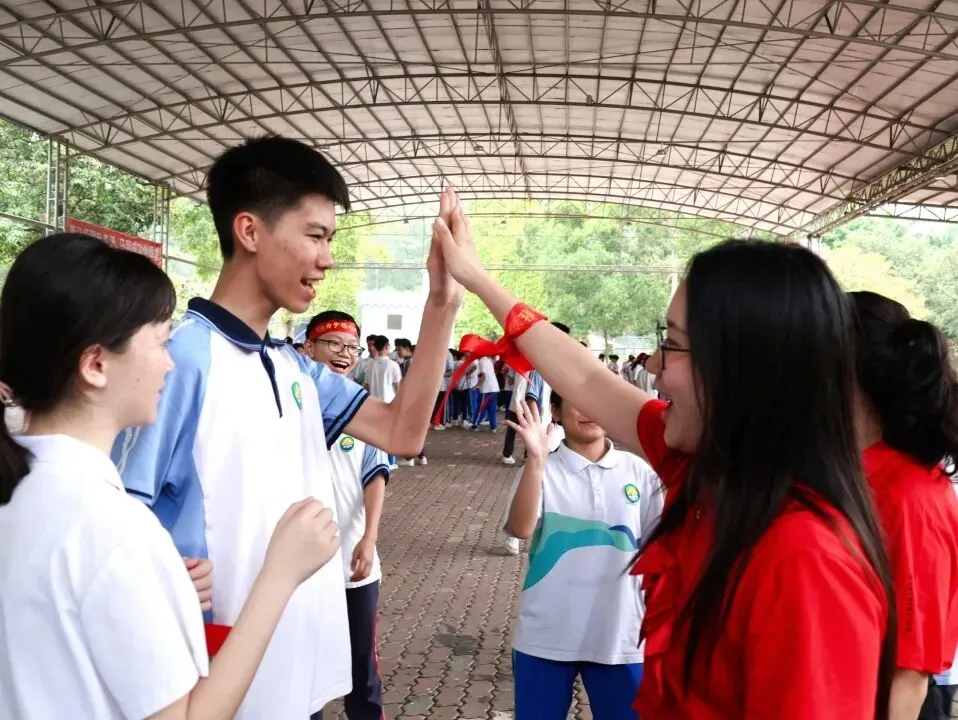 策马扬鞭战中考,奋楫笃行赴山海——金本中学初三级中考誓师研学活动 第114张