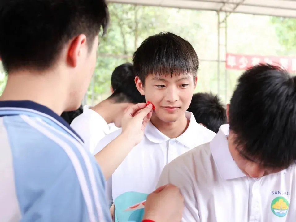 策马扬鞭战中考,奋楫笃行赴山海——金本中学初三级中考誓师研学活动 第118张