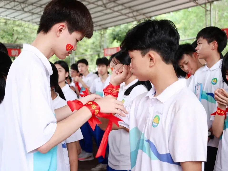 策马扬鞭战中考,奋楫笃行赴山海——金本中学初三级中考誓师研学活动 第119张