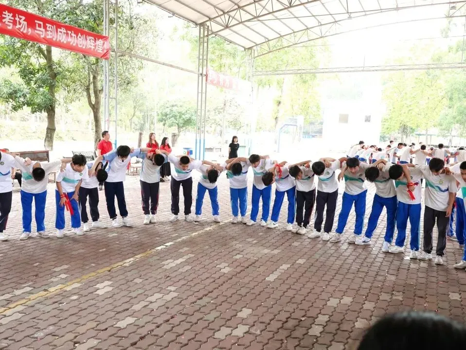 策马扬鞭战中考,奋楫笃行赴山海——金本中学初三级中考誓师研学活动 第122张