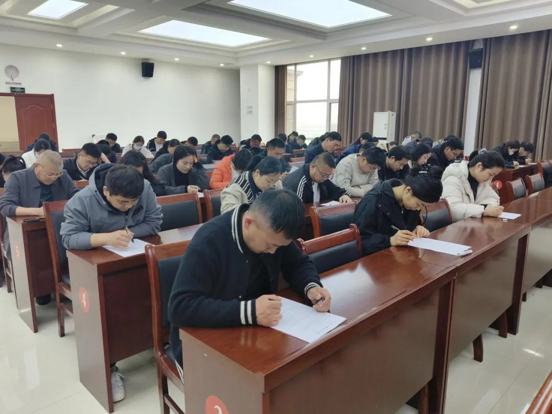 东明县开展社会工作者职业资格模拟考试 第2张