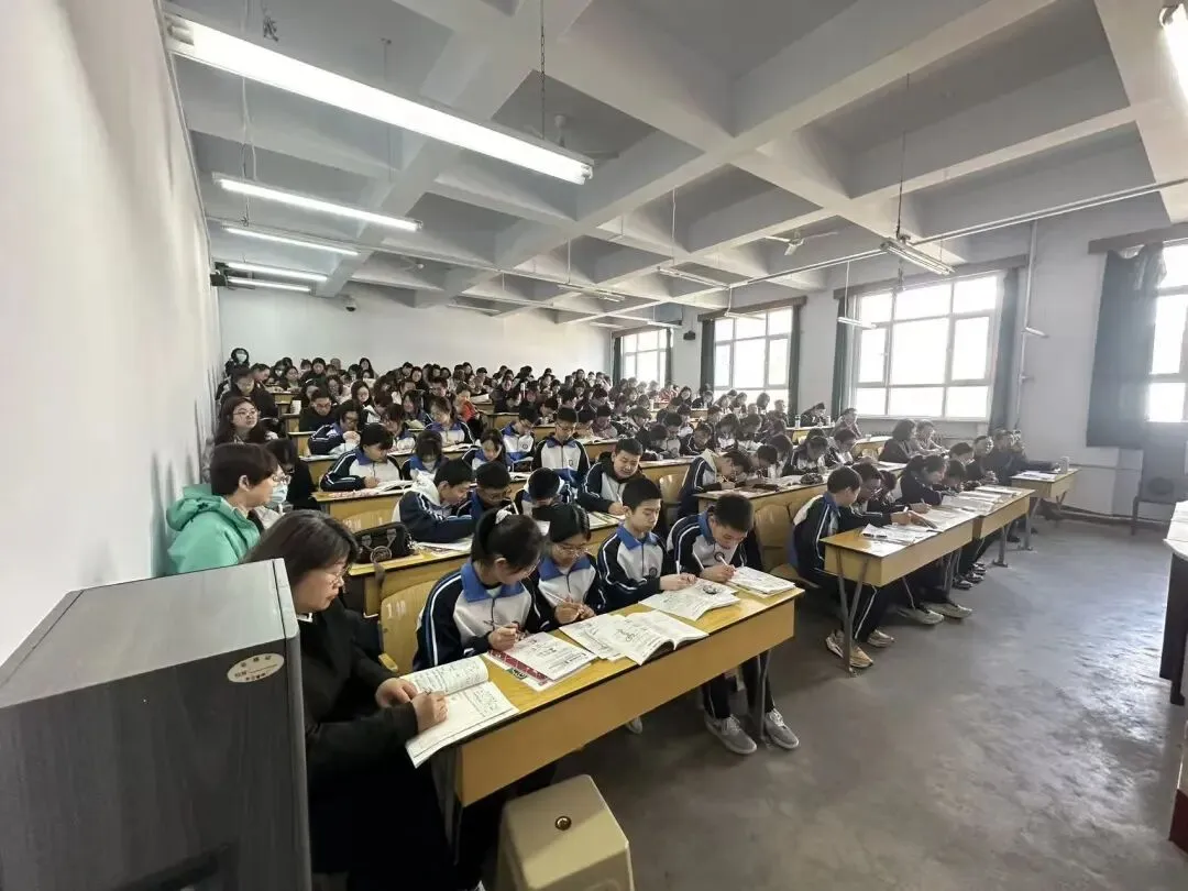 精研复习策略 聚力备战中考——张家口市生物中考复习课及备考研讨会在沙城第二中学圆满举行 第26张