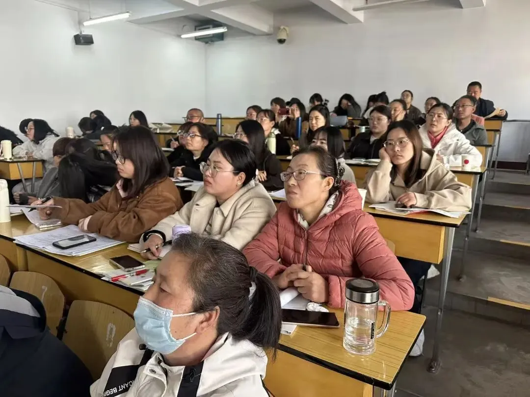 精研复习策略 聚力备战中考——张家口市生物中考复习课及备考研讨会在沙城第二中学圆满举行 第37张