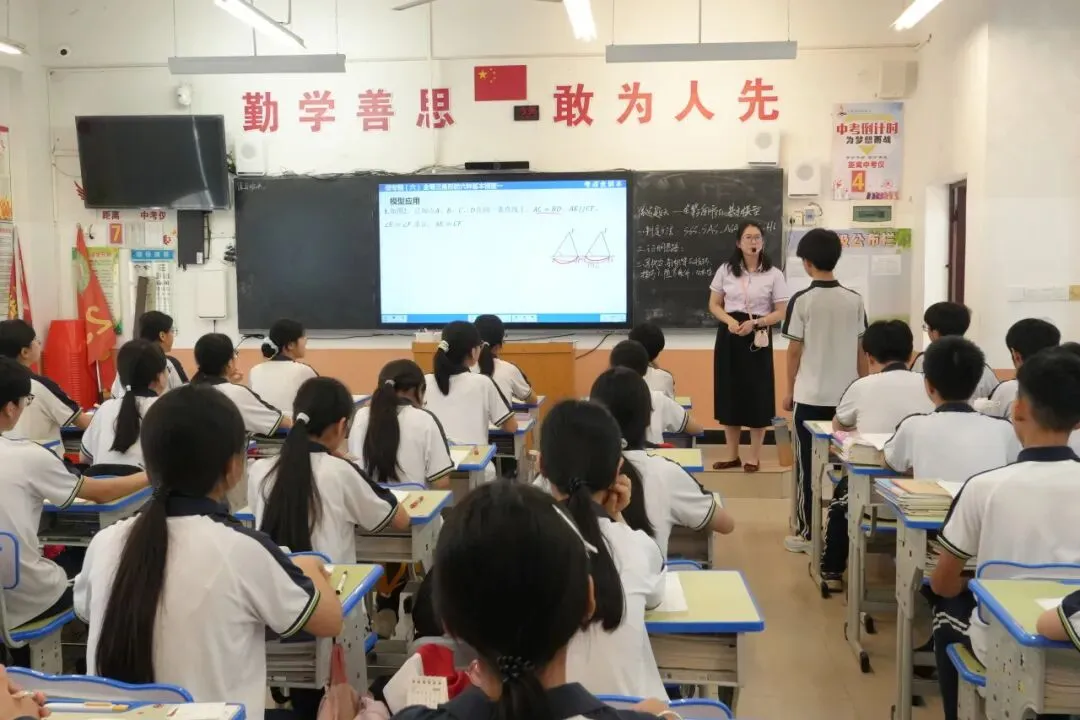深耕课堂 助力中考——广西民族师范学院附属第二中学赴宁明县实验学校送教暨复习示范课经验分享活动圆满举行 第7张