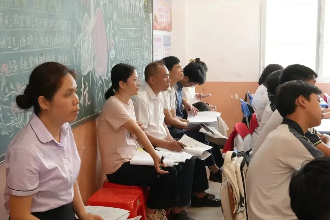 深耕课堂 助力中考——广西民族师范学院附属第二中学赴宁明县实验学校送教暨复习示范课经验分享活动圆满举行 第20张