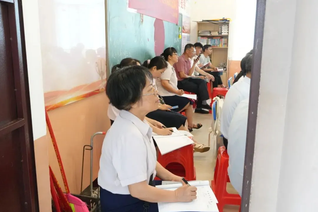 深耕课堂 助力中考——广西民族师范学院附属第二中学赴宁明县实验学校送教暨复习示范课经验分享活动圆满举行 第22张
