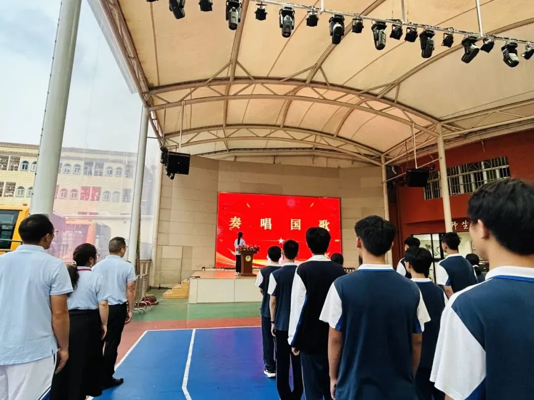 体育中考鸣战鼓,首战必胜创辉煌——2026年谢岗振华学校隆重召开体育动员大会 第6张 体育中考鸣战鼓,首战必胜创辉煌——2026年谢岗振华学校隆重召开体育动员大会 第6张