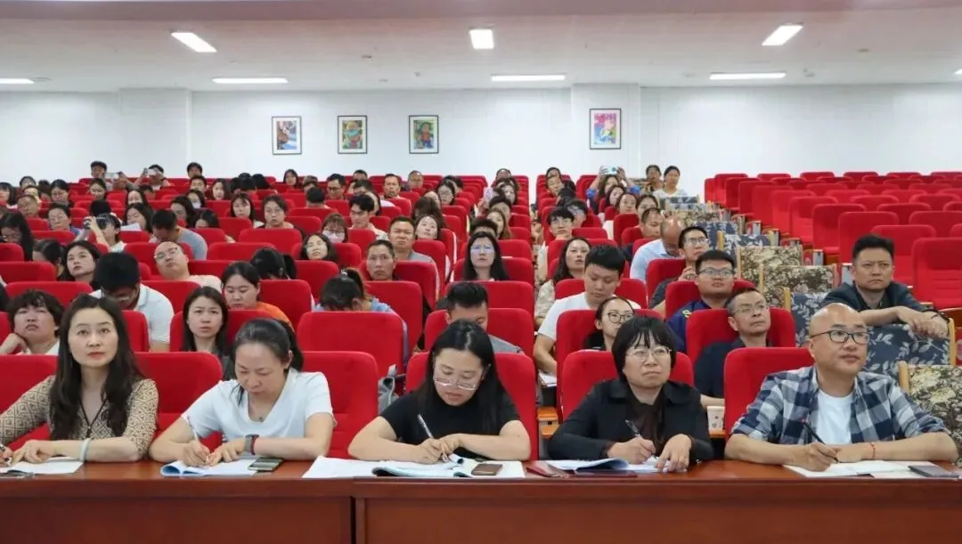 【研】聚焦中考备考,提升教学效能|西昌市2026年九年级数学学业质量与教学效能提升交流研训活动顺利举行 第4张