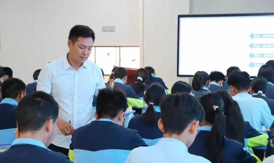 【研】聚焦中考备考,提升教学效能|西昌市2026年九年级数学学业质量与教学效能提升交流研训活动顺利举行 第7张