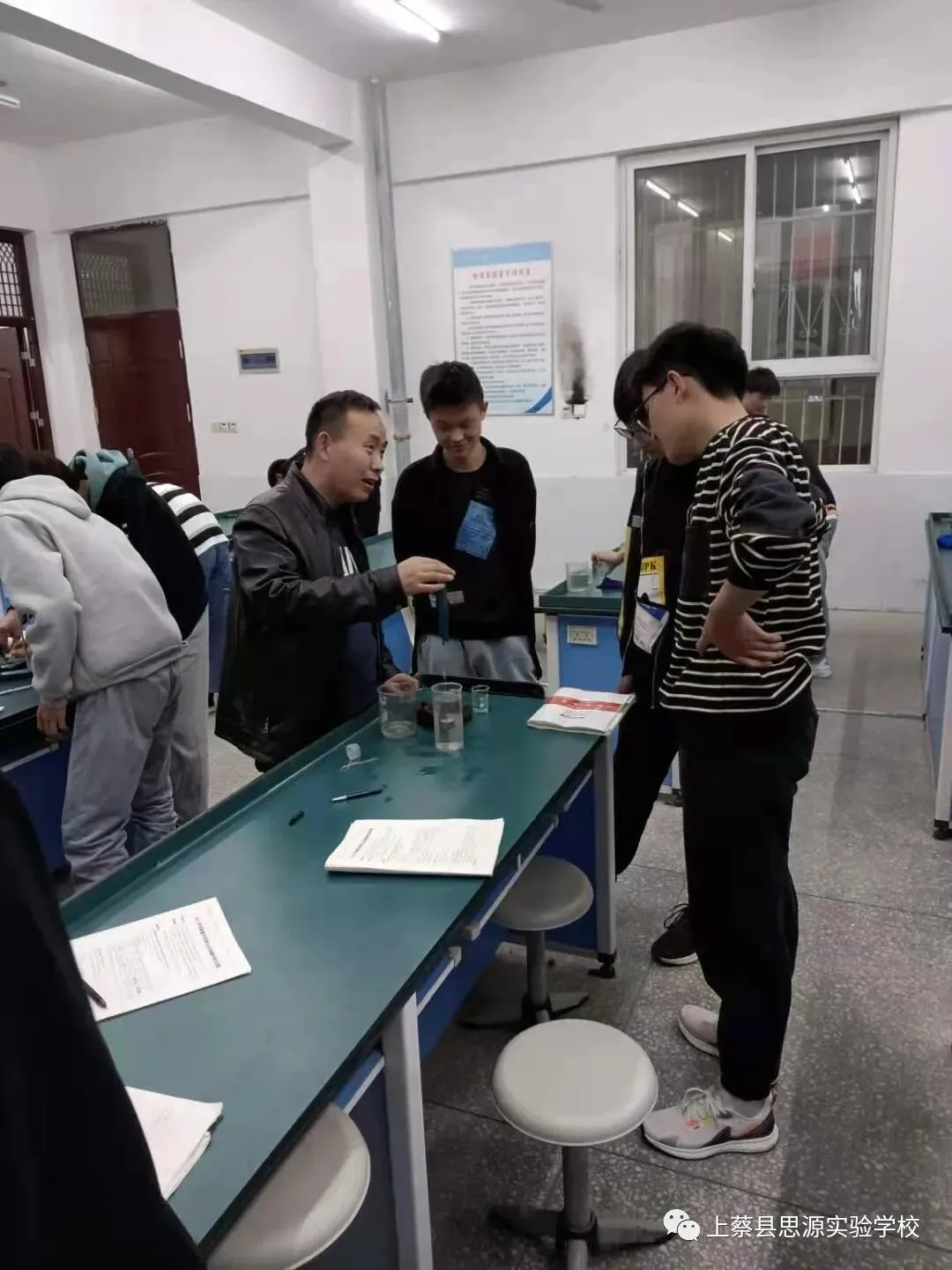 迎中考,你努力的样子最美丽——上蔡县思源实验学校积极备战2021年中招体育、实验考试 第27张