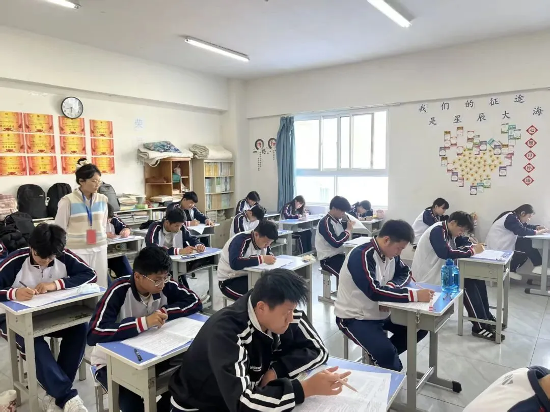 凝心聚力迎模考 沉着应战砺锋芒——我校春季高考二模考试有序开展 第18张
