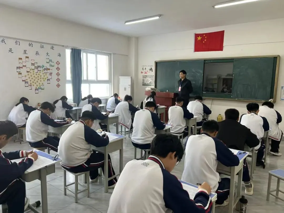 凝心聚力迎模考 沉着应战砺锋芒——我校春季高考二模考试有序开展 第26张