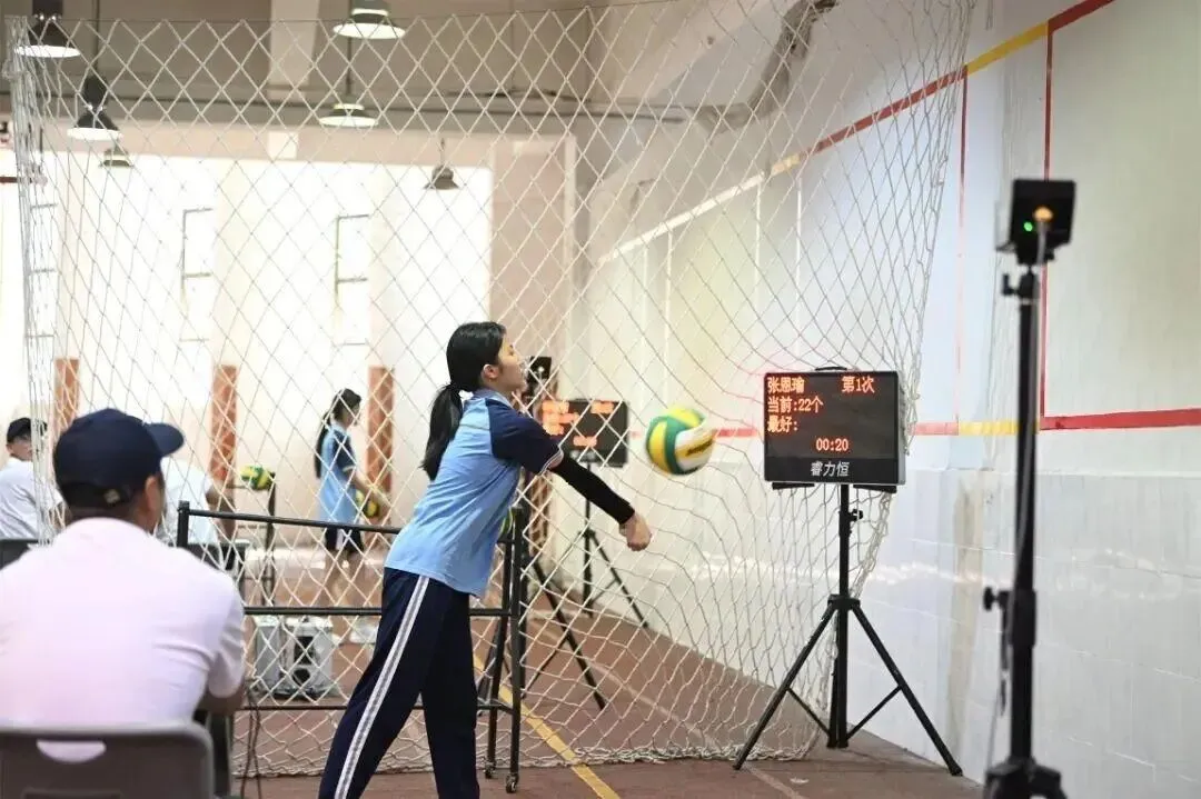 快讯!厦门体育中考今早开考,6个考点率先开考!现场实况→ 第8张 快讯!厦门体育中考今早开考,6个考点率先开考!现场实况→ 第8张