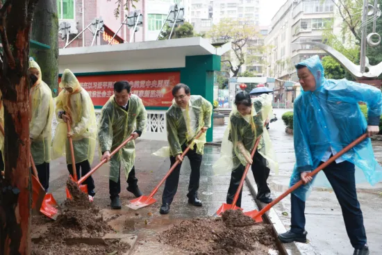 15岁从莆一中考上大学!莆籍院士重返母校,做这件事→ 第4张