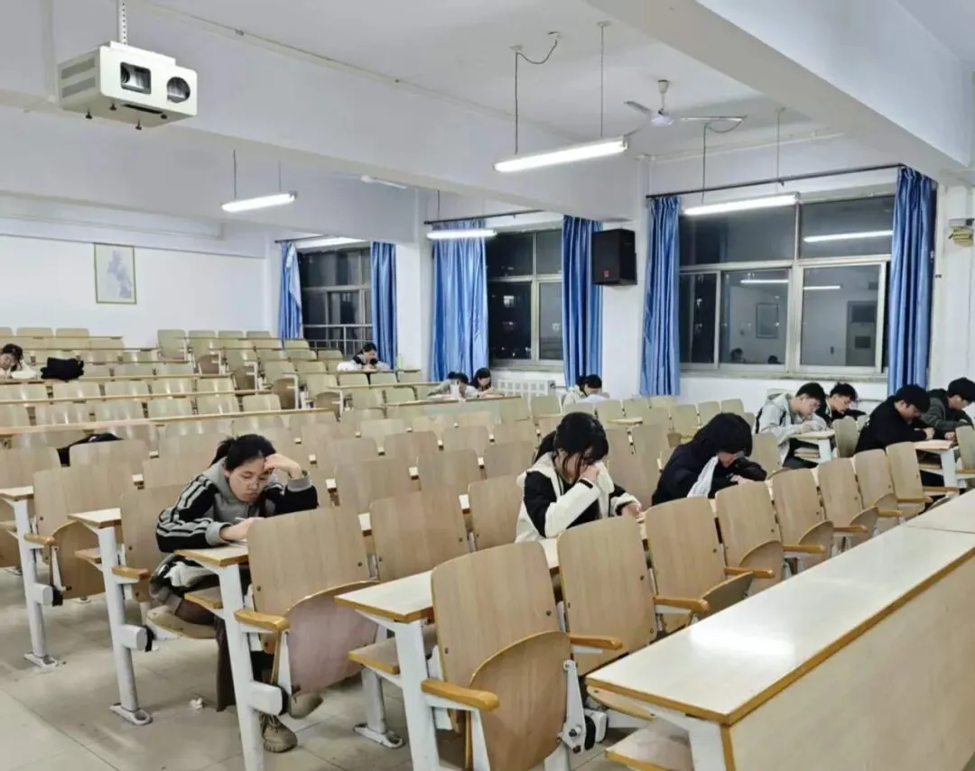 全国英语四级模拟考试 第17张