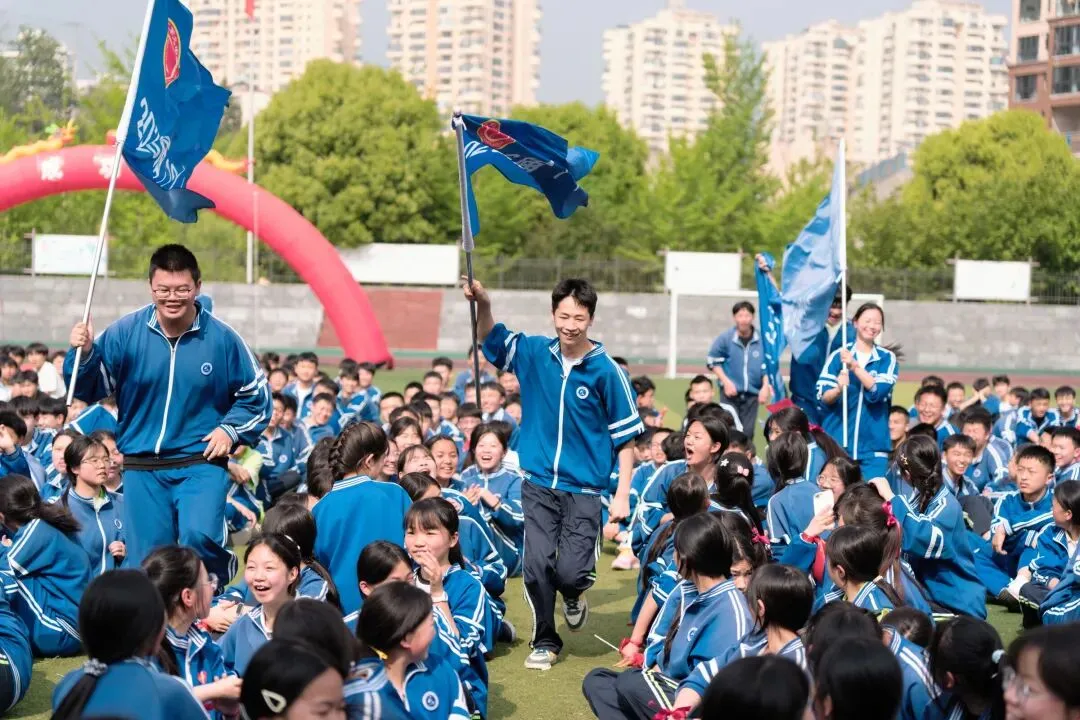 策马扬鞭战中考 金榜题名铸辉煌—— 六枝特区第九中学 教育集团2026 届冲刺誓师大会圆满举行 第13张