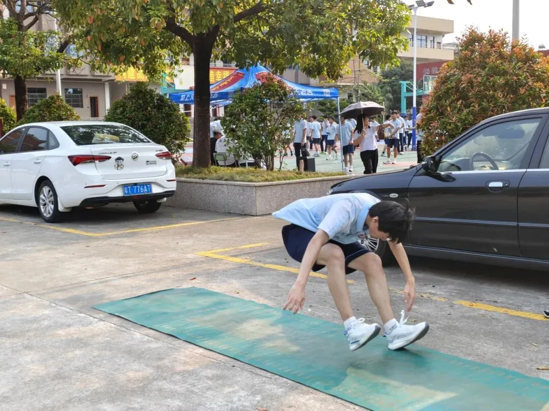 砺剑中考·体测争先——2026 届九年级中考体育模拟测试 第9张