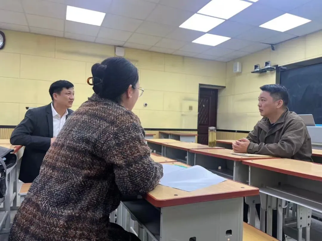 研思赋能迎中考,校际携手促提升——信阳九中教研团队莅临淮滨一中精准指导备考工作 第11张