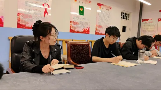 精准赋能,冲刺中考 第16张