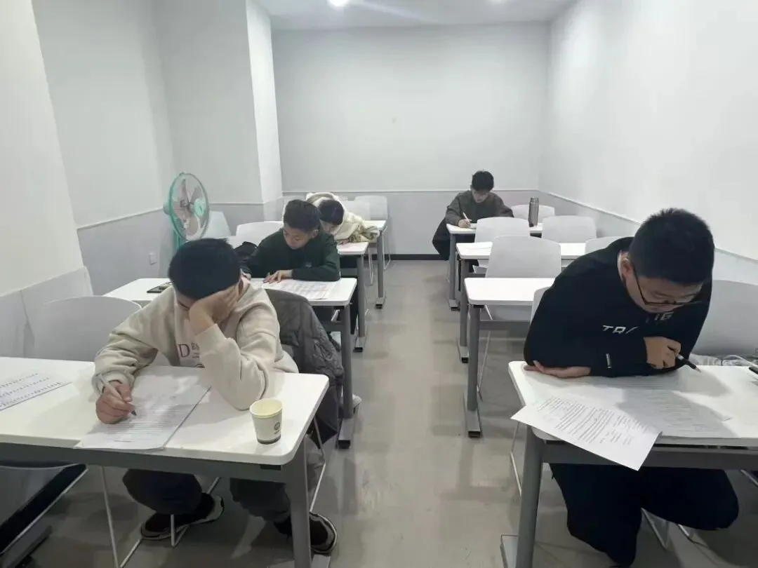 2026年北京海淀区初三中考冲刺班推荐!一对一/全托/暑假班 第9张